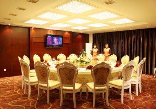 Цюйчжоу: Shi Wai Taoyuan Resort
