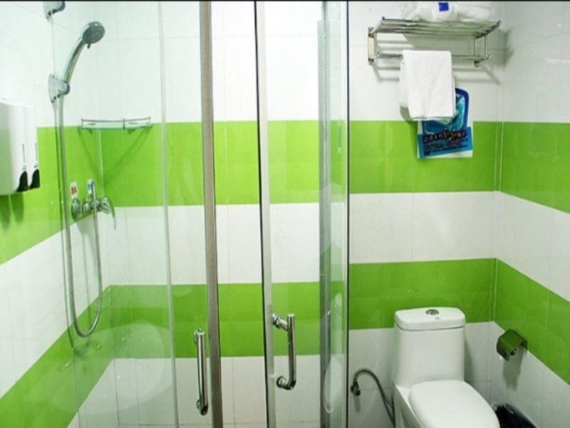 Гуйлинь: 7Days Inn Guilin Yushan Park
