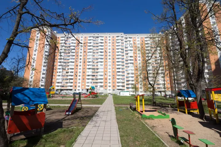 Москва: 2-к Апартаменты на Ярцевской 14