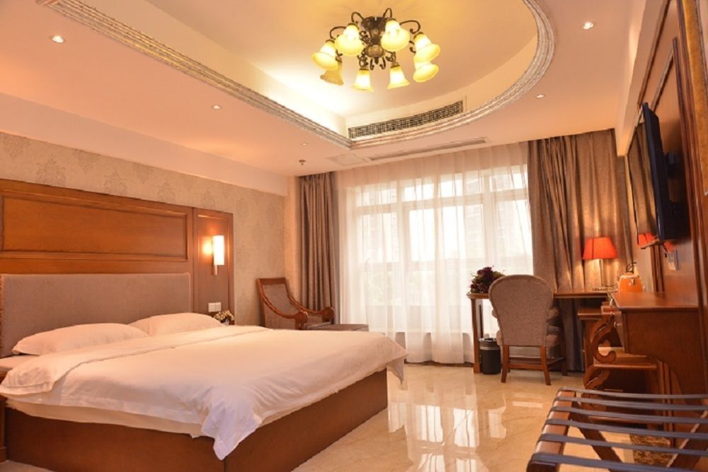 Чунцин: Ibis Chongqing Ranjiaba