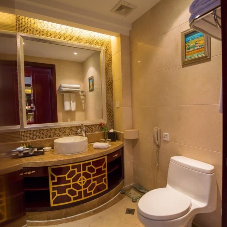 Циньхуандао: Holiday Inn Sea View Qinhuangdao