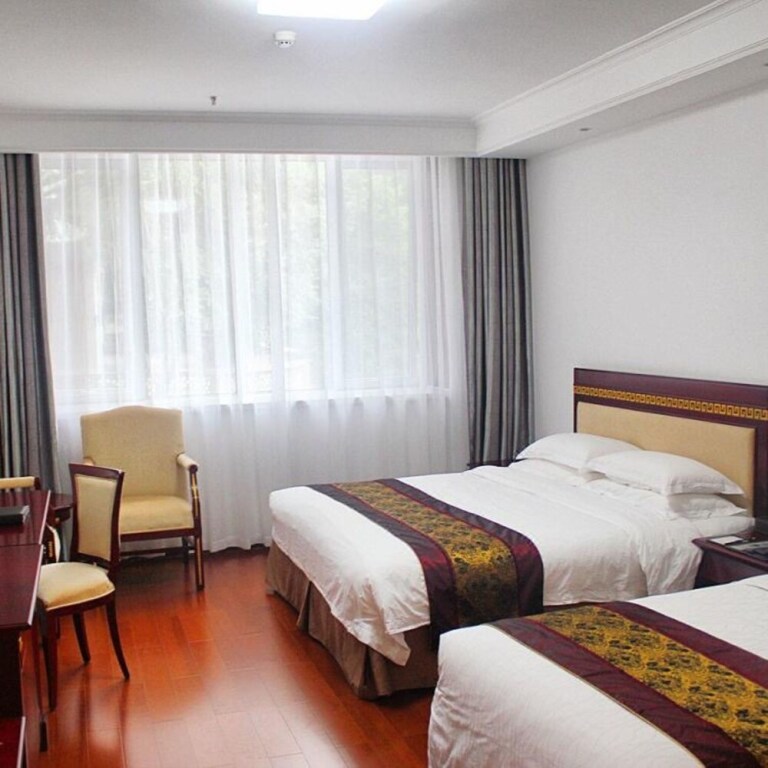 Циньхуандао: Holiday Inn Sea View Qinhuangdao