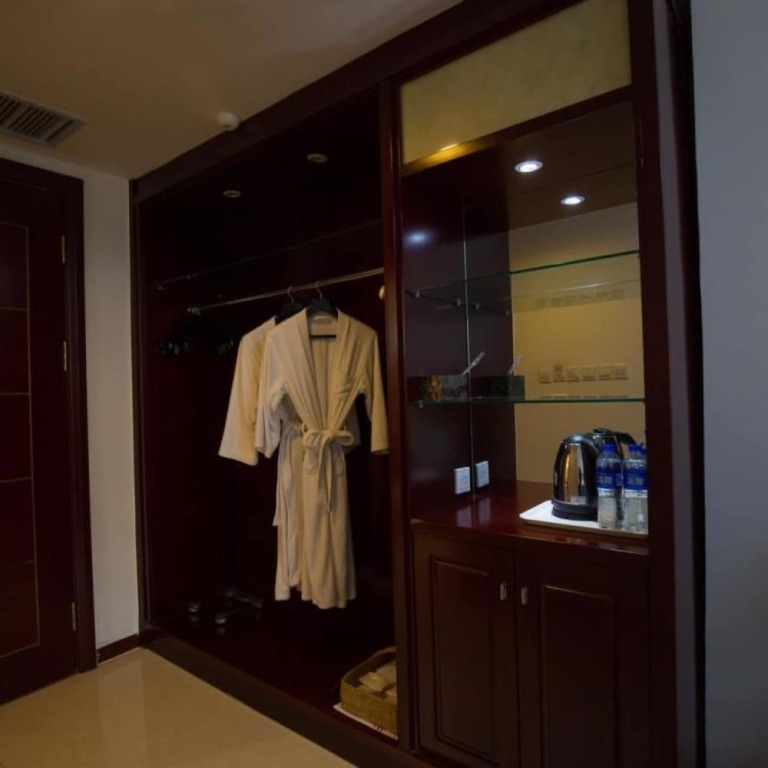 Циньхуандао: Holiday Inn Sea View Qinhuangdao