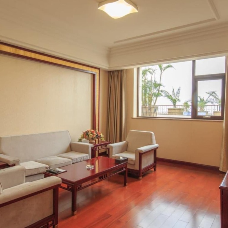Циньхуандао: Holiday Inn Sea View Qinhuangdao