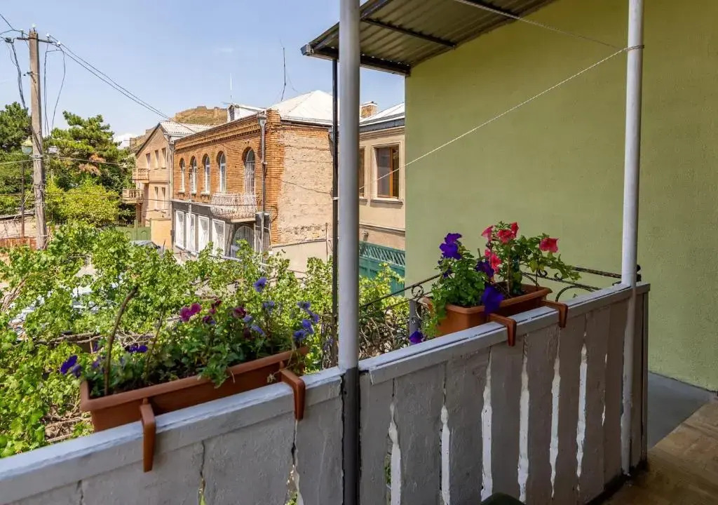 Гори: Tsera Hostel