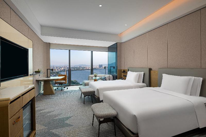 Чаочжоу: Crowne Plaza Chaozhou Riverside