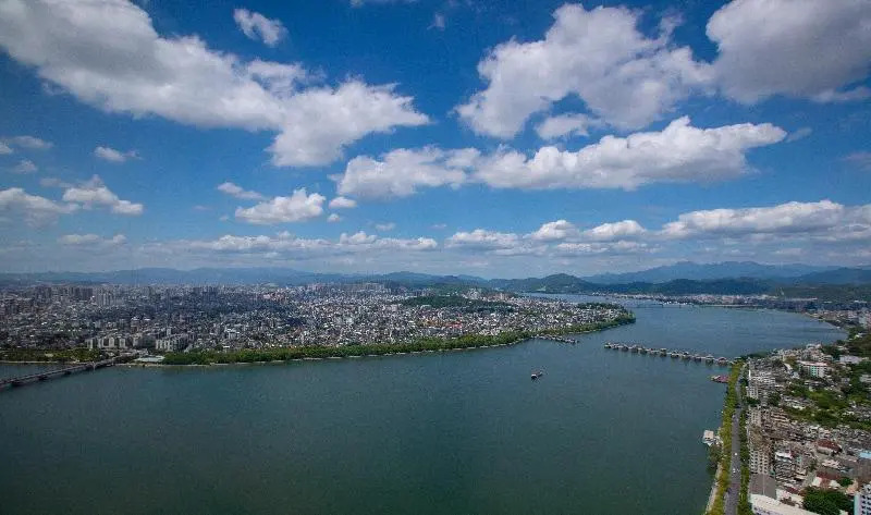 Чаочжоу: Crowne Plaza Chaozhou Riverside