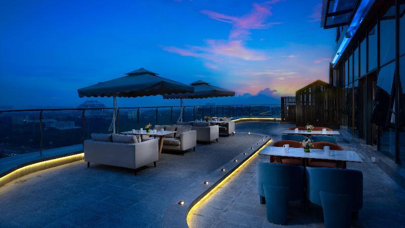 Чэнду: Holiday Inn Express Chengdu Pidu
