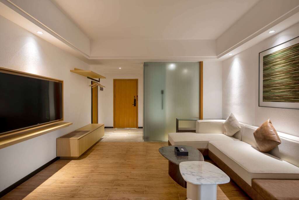 Цзинхун: Microtel By Wyndham Xishuangbanna City Center