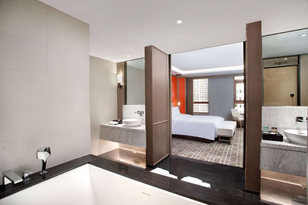 Цзиндэчжэнь: Ramada Plaza By Wyndham Poyang Hotel