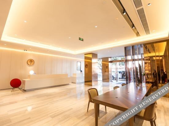 Сичан: Ji Hotel Xichang Qionghai Wetland Park