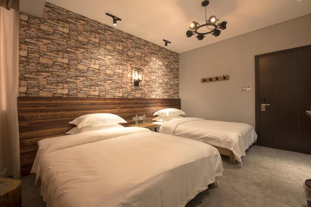 Чжанцзяцзе: loft Inn