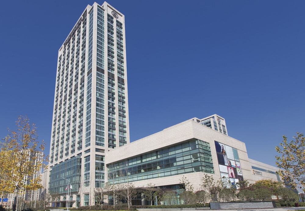 Ухань: Sheraton Grand Wuhan Hankou Hotel