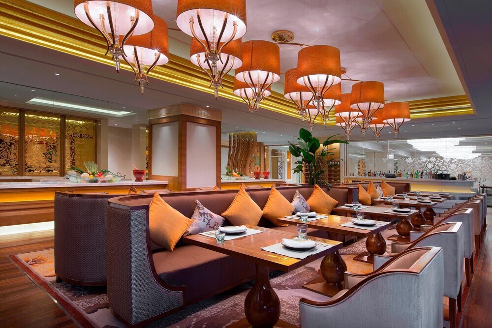 Ухань: Sheraton Grand Wuhan Hankou Hotel