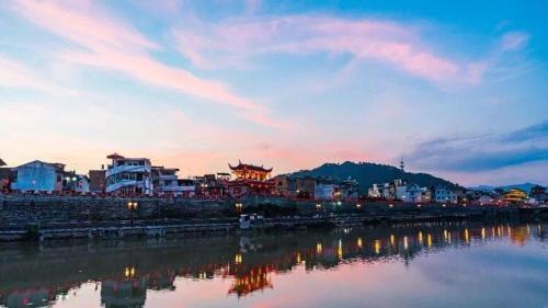 Лунъянь: Tingzhou Tongchuang Hostel