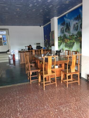 Джиангме: Sheng Hai Business Hotel