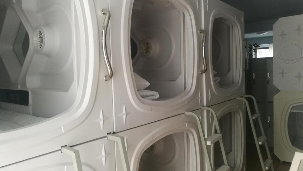 Чжэнчжоу: Yuetu Capsule Hotel