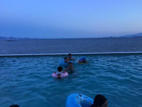 Хойчжоу: Bubble Sea View Apartment