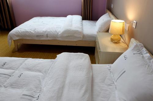 Шаоян: Liang Shan Youth Hostel