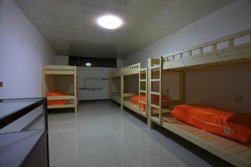 Синьчжоу: Mountain Wutai Huadu Hostel