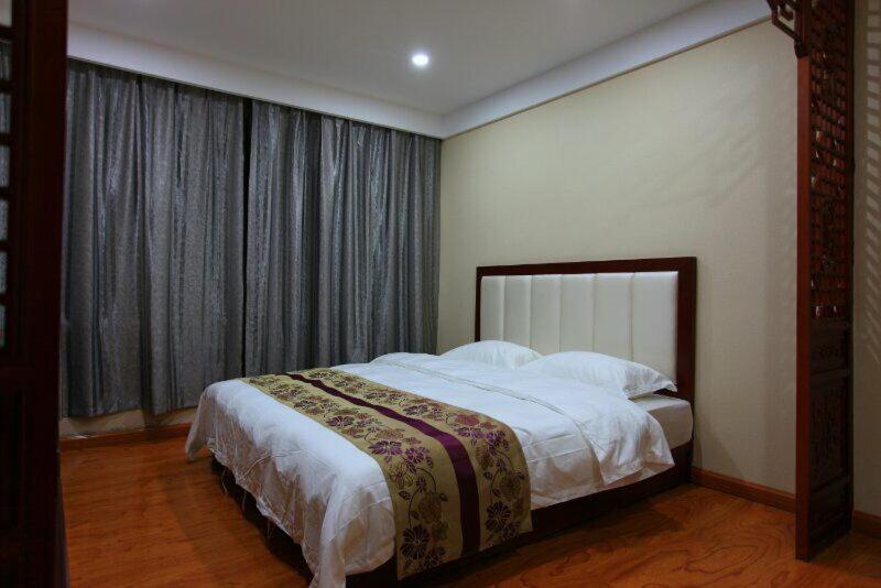 Синьчжоу: Mountain Wutai Huadu Hostel