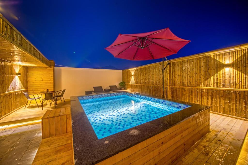 Хойчжоу: Huidong Baipenzhu Hotspring Holiday Resort