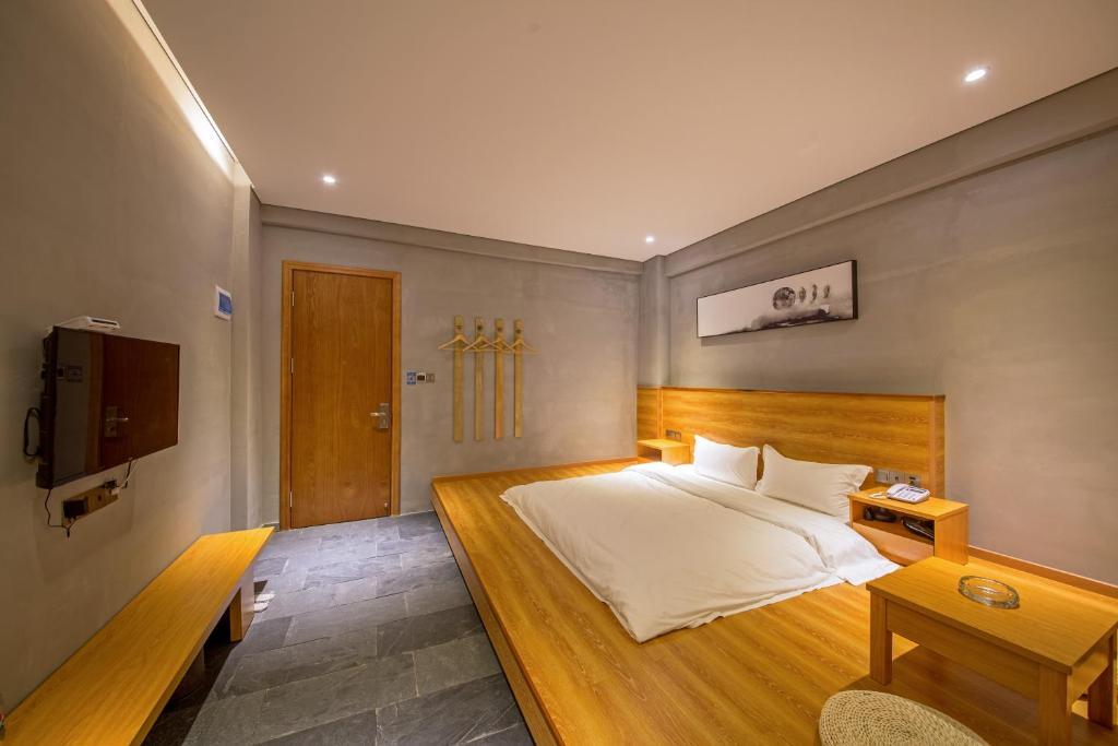 Хойчжоу: Huidong Baipenzhu Hotspring Holiday Resort