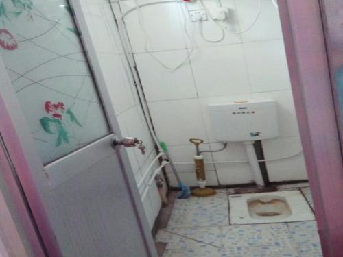 Нантайкун: Dan xia Youth hostel