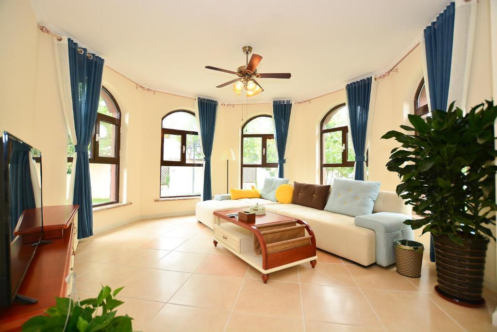 Циньхуандао: Yaduo Peacock Courtyard Service Apartment