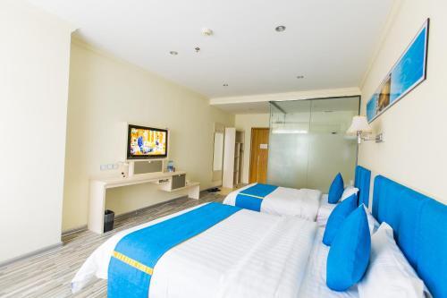 Бэйхай: Super 8 Hotel Beihai Railway Station Branch