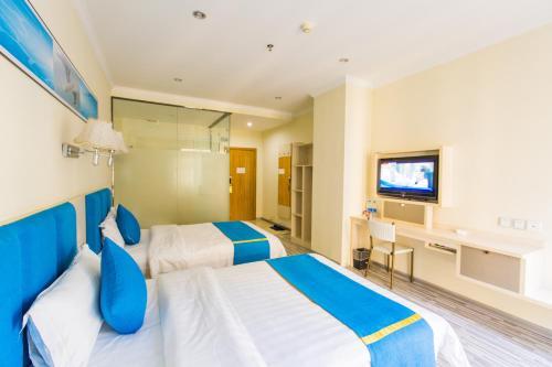 Бэйхай: Super 8 Hotel Beihai Railway Station Branch