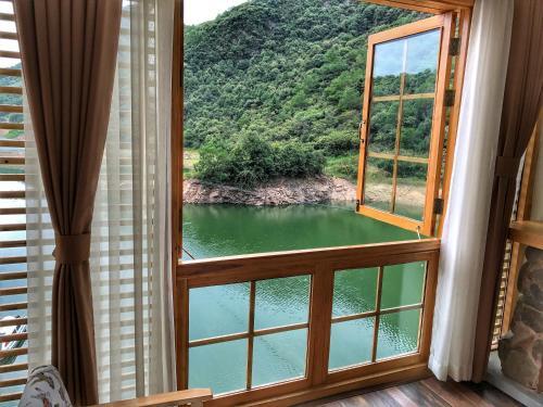 Ханчжоу: Deyishe Warm Night Lakeview Homestay