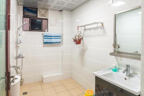 Наньнин: Nazar Boncuğu Hostel