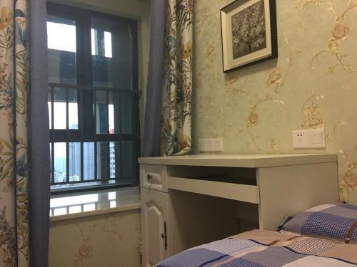 Чунцин: Jiefangbei Baobao Yueyue Apartment