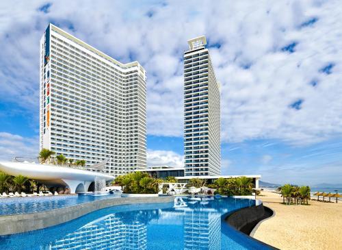 Хойчжоу: Dusit Thani Shuangyue Bay Resort Huizhou