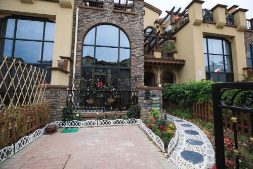 Хойчжоу: Huidong Xunliao Bay Fuli Europe Style Garden Villa