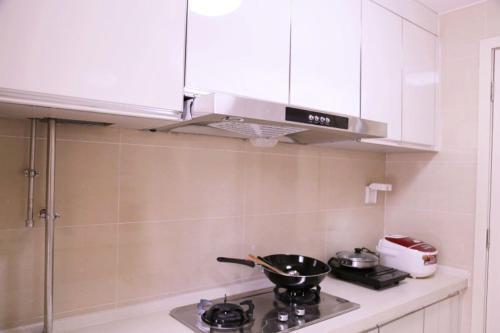 Цзинхун: Western-Style Garden Apartment Hotel