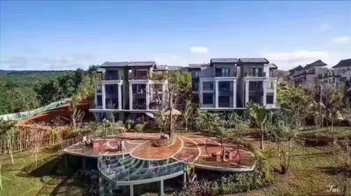Цзинхун: Western-Style Garden Apartment Hotel