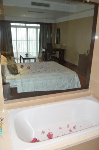 Чжоушань: Lao Cuo Zhai Ren Apartment