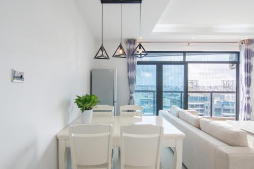 Бэйхай: Ikea Style Apartment
