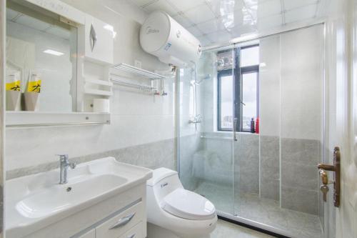 Бэйхай: Ikea Style Apartment