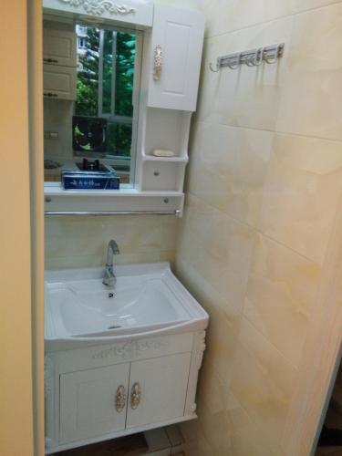 Ибинь: Xin Yue Shu Hostel