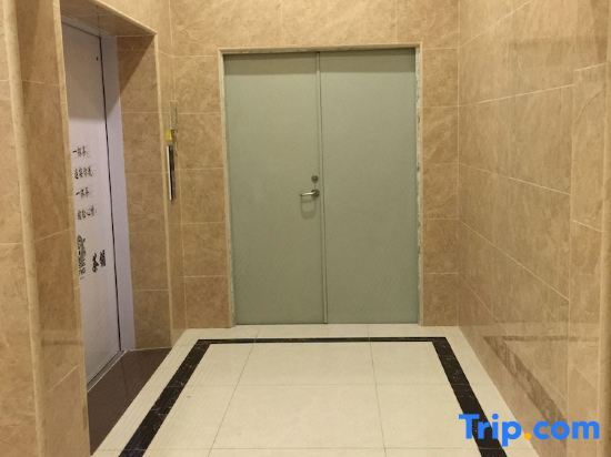 Джиангме: Firstapartment
