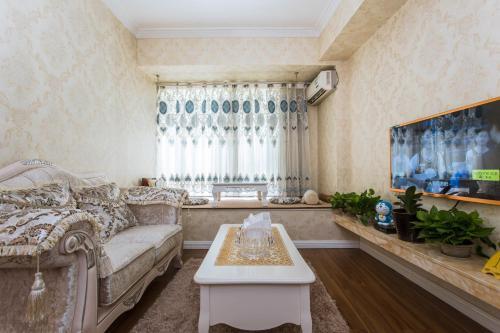 Ханчжоу: City Center Fan Hua Apartment