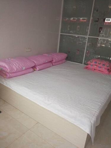 Паниин: Honghaitan Chunlin Guesthouse