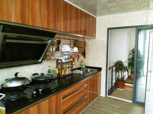 Хуаншань: Huangshan Sanggehua Homestay Bus Station