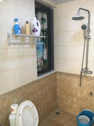 Бэйхай: Silver Bay Sea View Apartment