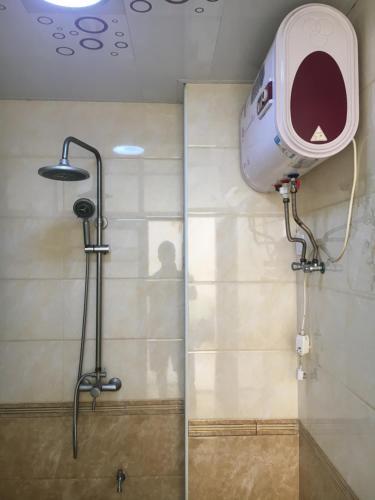 Бэйхай: Silver Bay Sea View Apartment