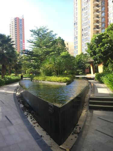 Бэйхай: Silver Bay Sea View Apartment
