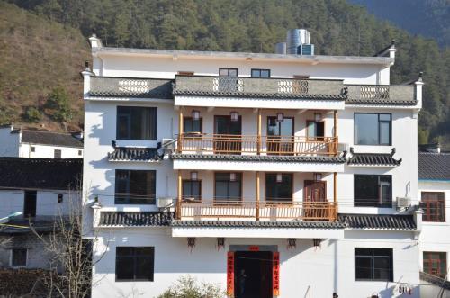 Шанграо: Wuyuan Yuanxitang Homestay